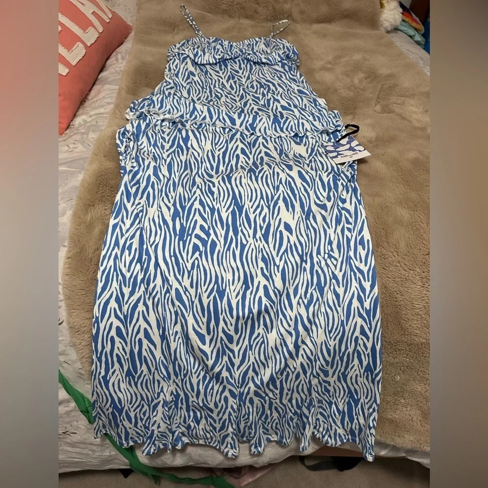 Diane Von Furstenberg Blue and White Skirt Set XL nwt